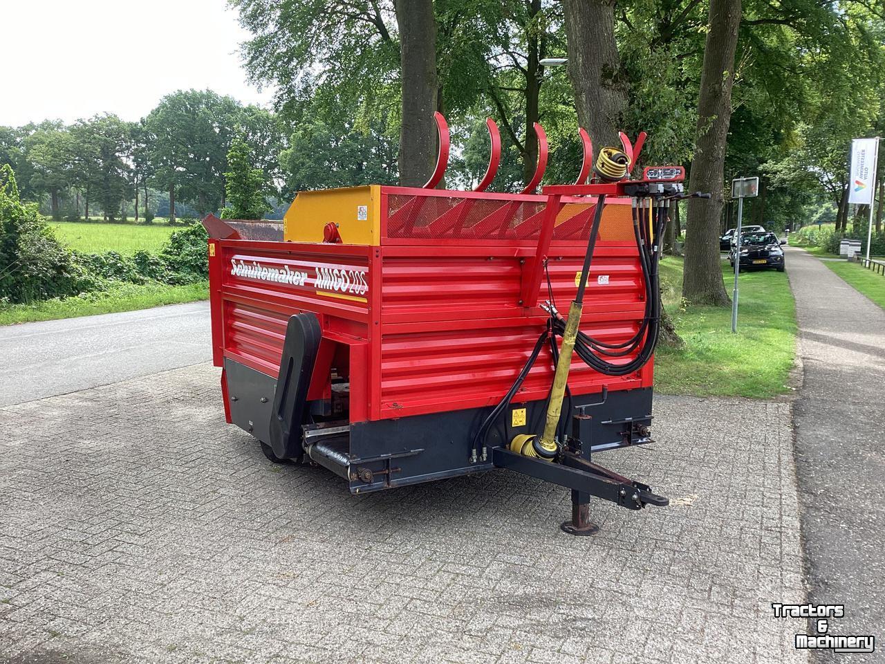 Blokkendoseerwagen Schuitemaker Amigo 20s