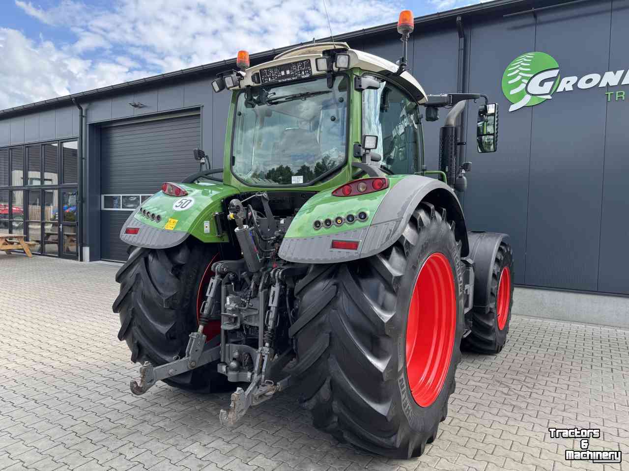 Tractor / Trekker Fendt 724 S4 Profi plus