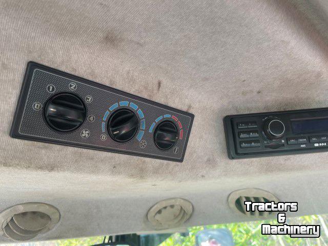 Tractor / Trekker Massey Ferguson 5613  EFFICIENT