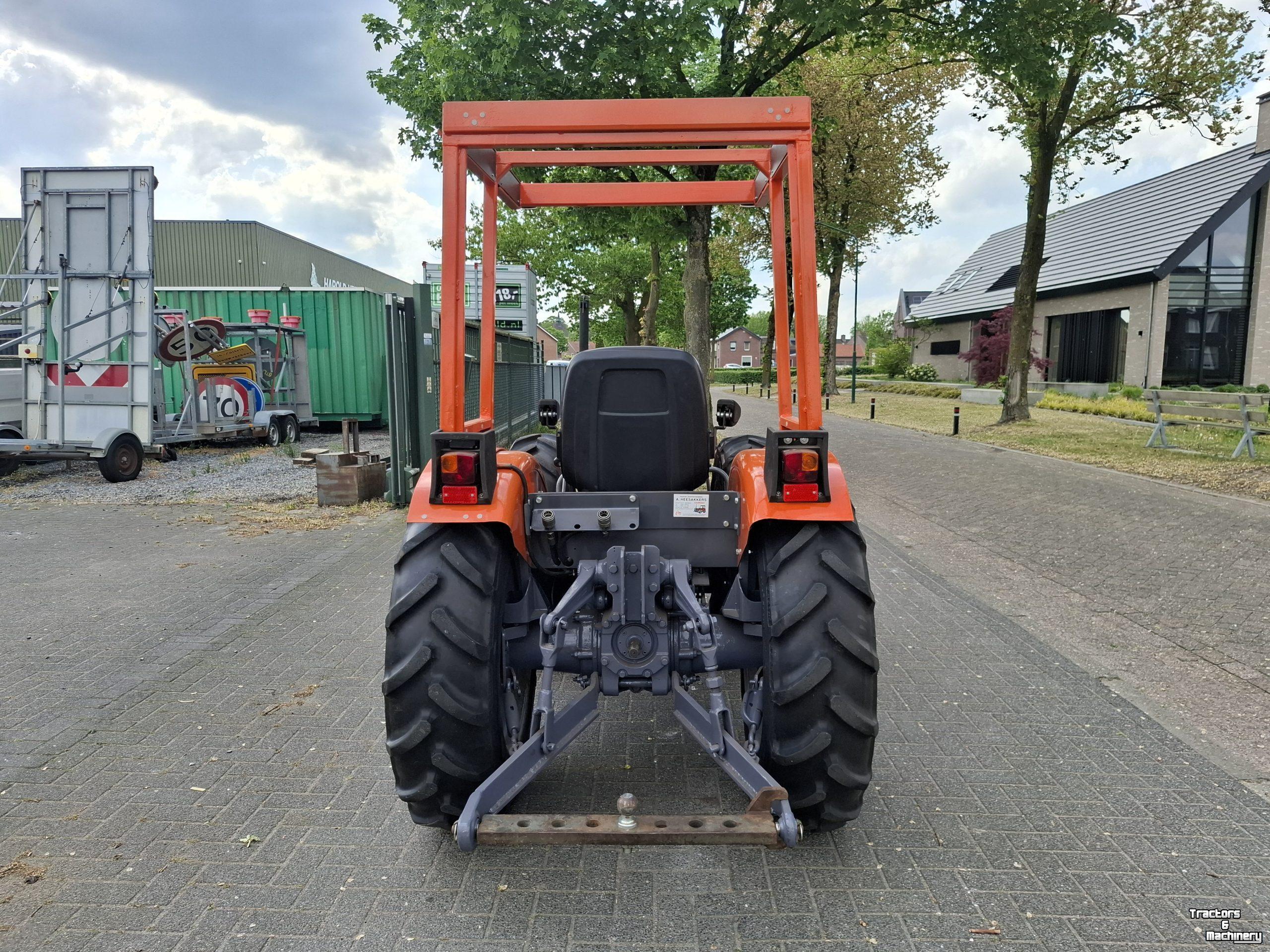 Smalspoor tractor Holder a60