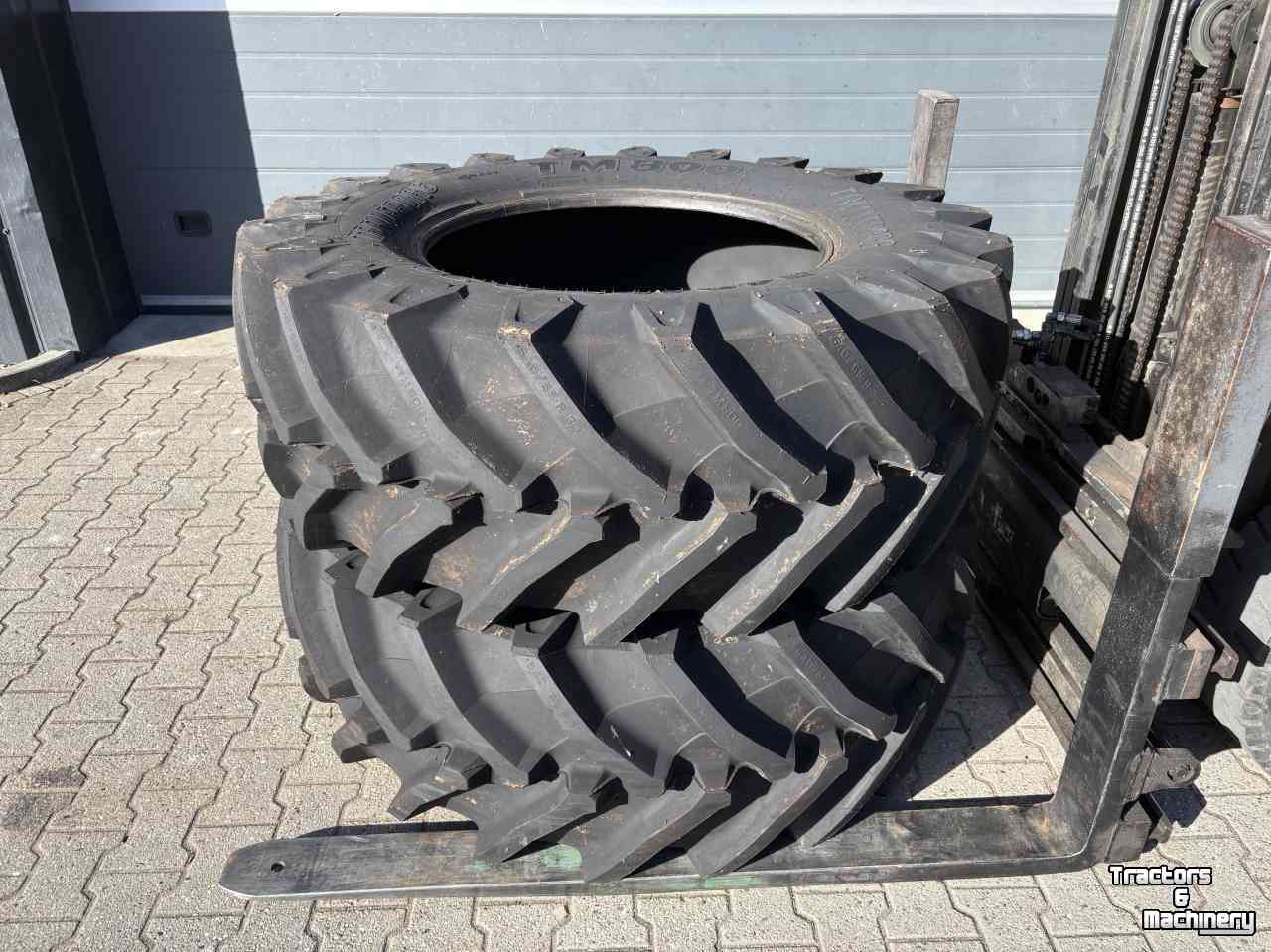 Wielen, Banden, Velgen & Afstandsringen Trelleborg 540/65R30 TM800 Nieuw