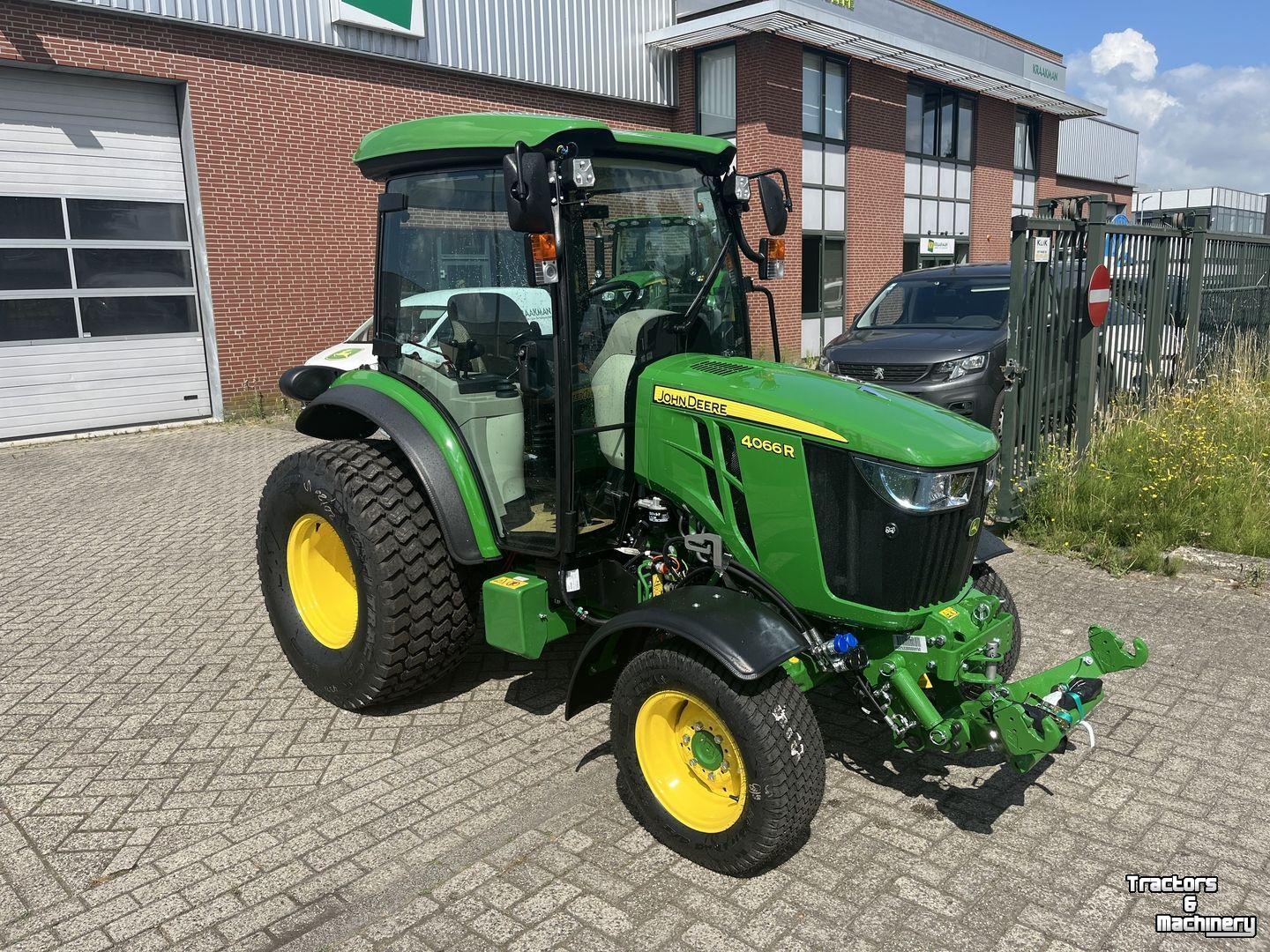 Smalspoor tractor John Deere 4066R