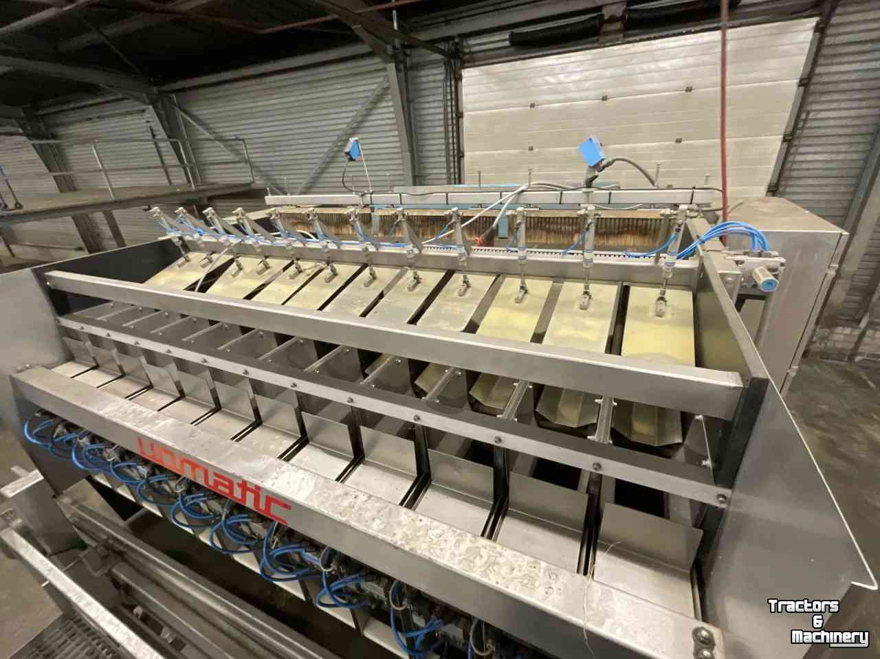 Afweegapparatuur  2112 KE  Upmatic 12 baks weger Upmatic 12-head weigher, Upmatic 12-Kopf-Mehrkopfwaage