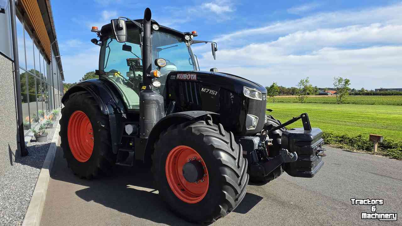 Tractor / Trekker Kubota M7151 KVT Black