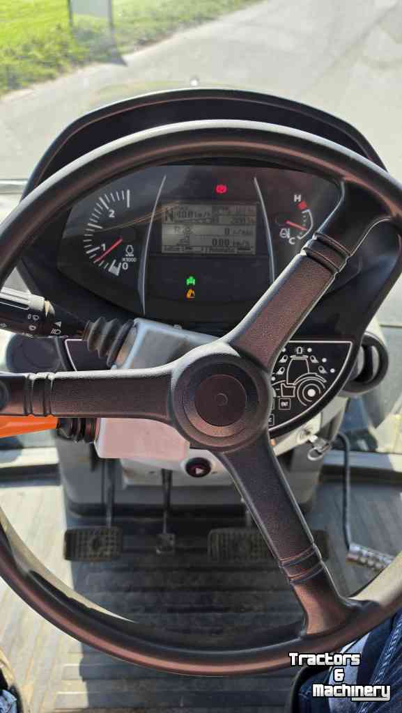 Tractor / Trekker Kubota M7151 KVT Black