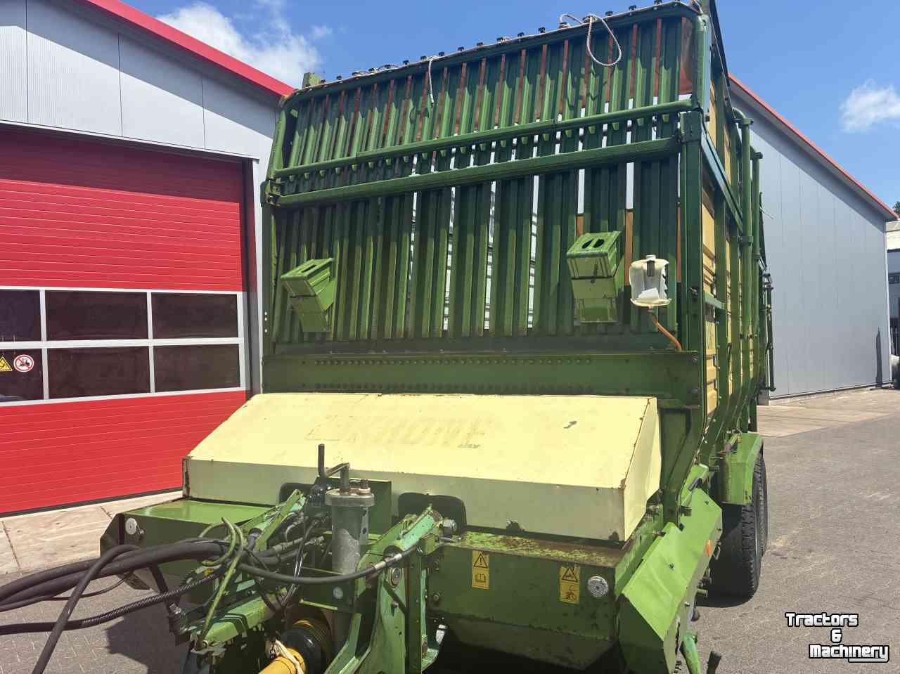 Opraapwagen Krone Titan R/48 GL  Mooi voor stalvoeren