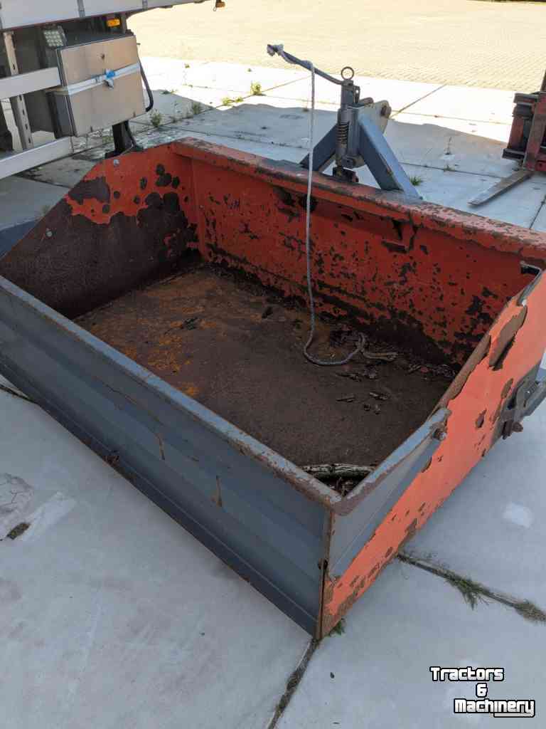 Overige grondbewerkingsmachines en toebehoren  Grondbak