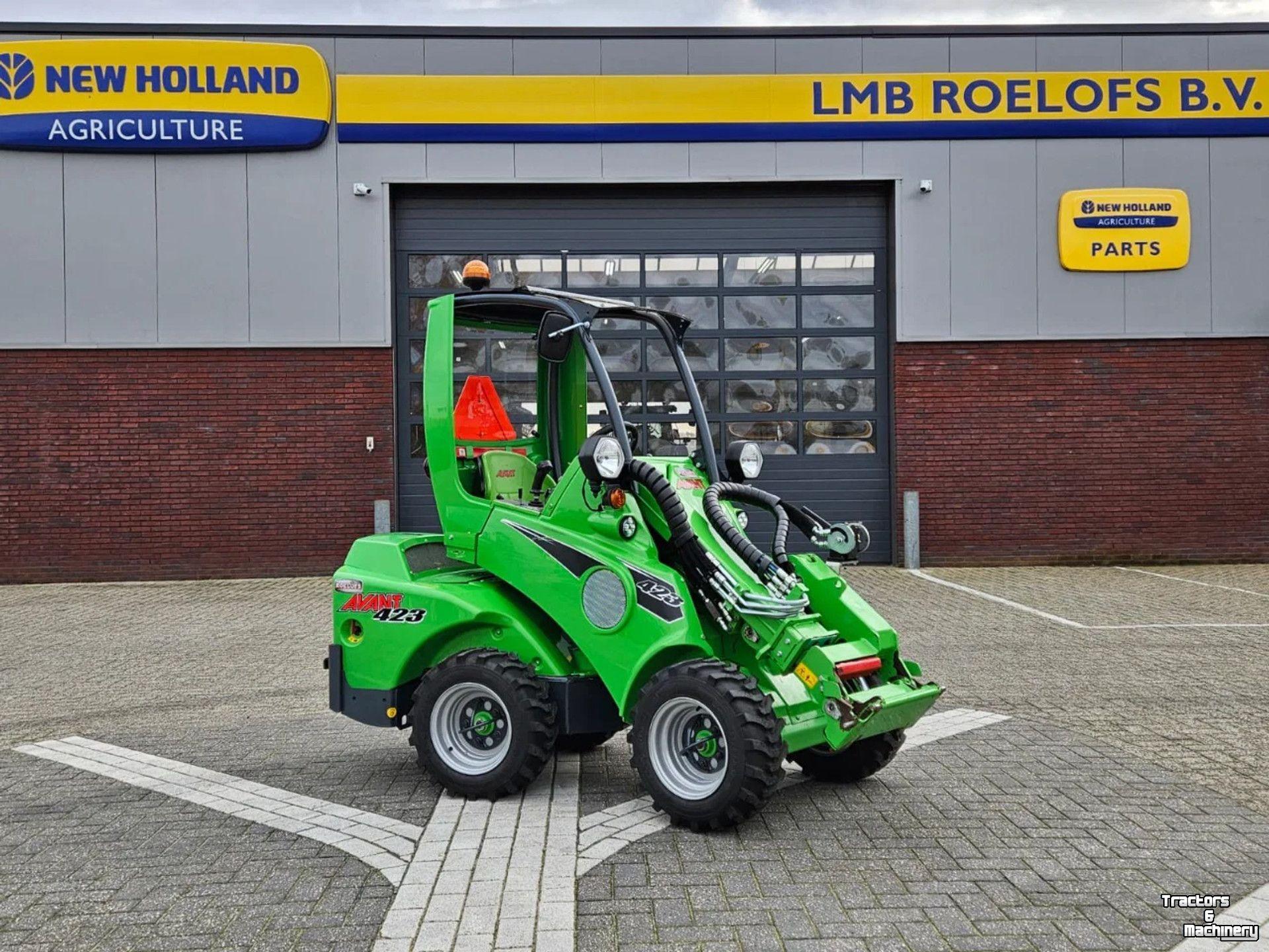 Shovel / Wiellader / Kniklader Avant 423 mini-shovel