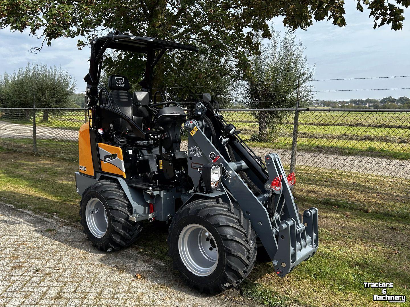 Shovel / Wiellader / Kniklader Giant G1500