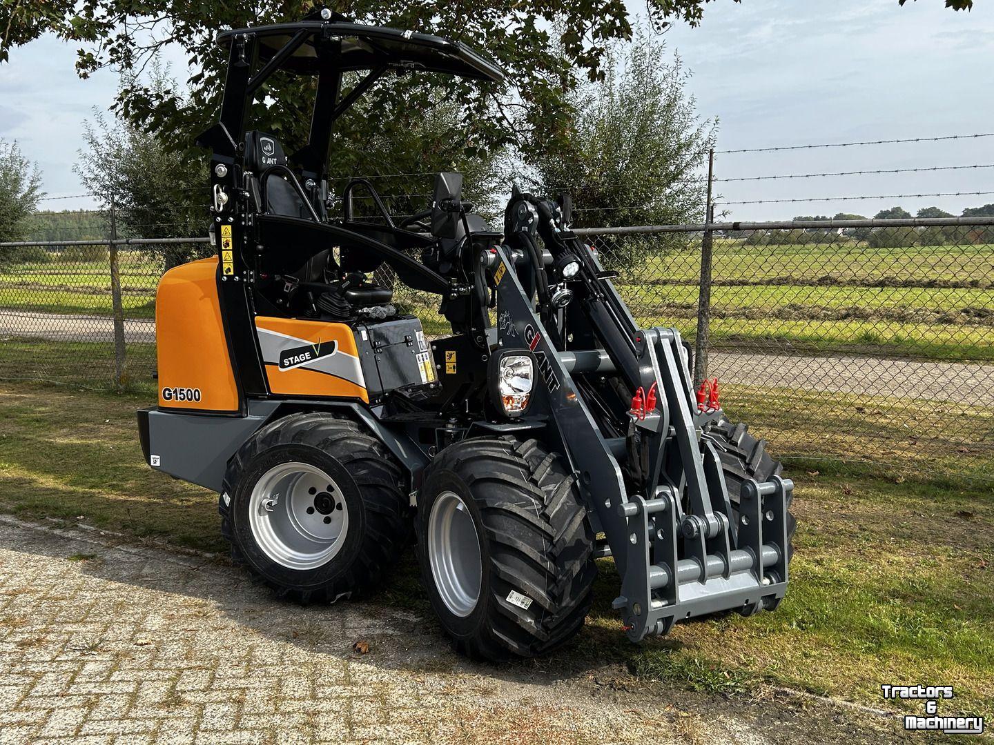 Shovel / Wiellader / Kniklader Giant G1500