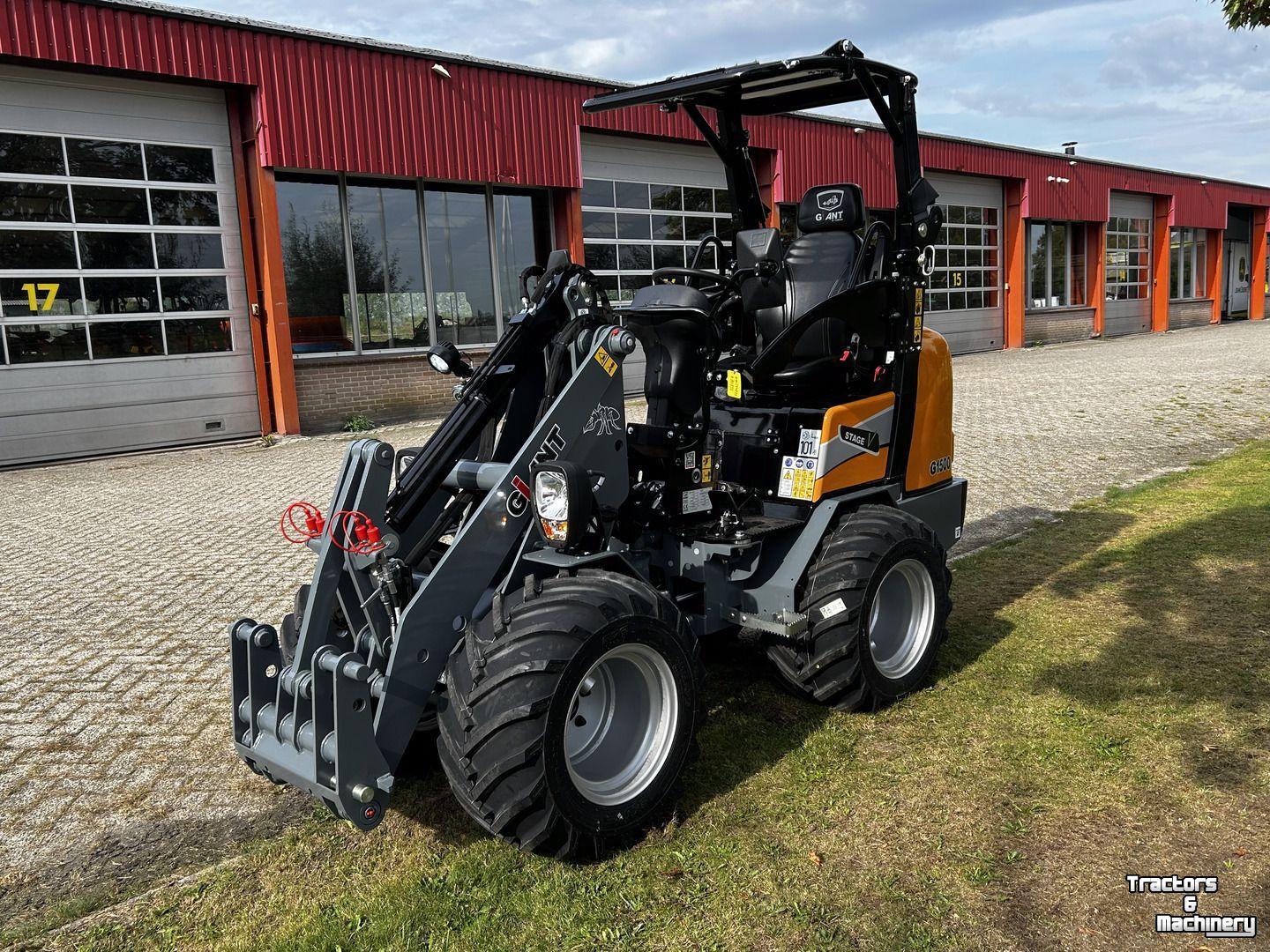 Shovel / Wiellader / Kniklader Giant G1500