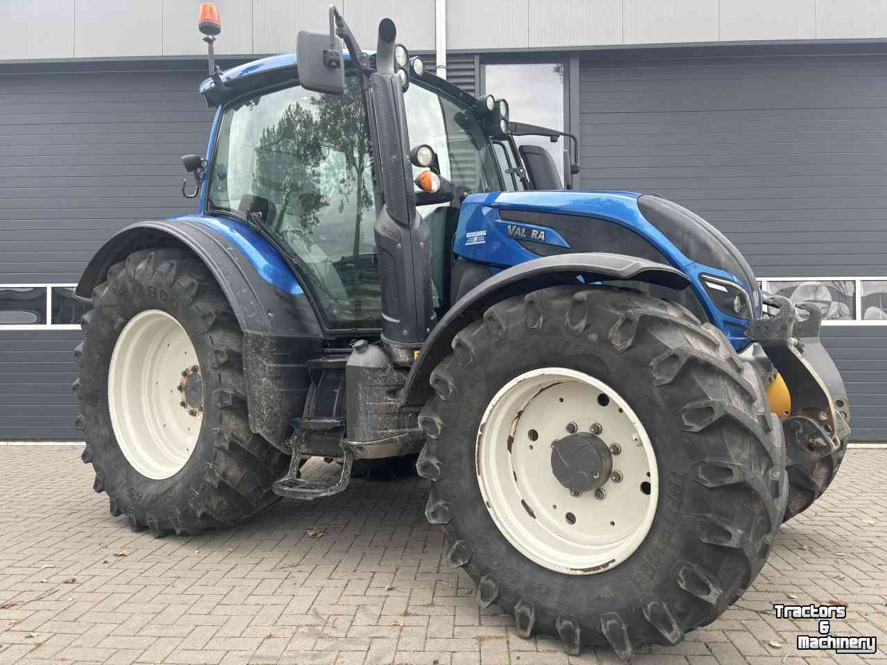 Tractor / Trekker Valtra N174 Versu