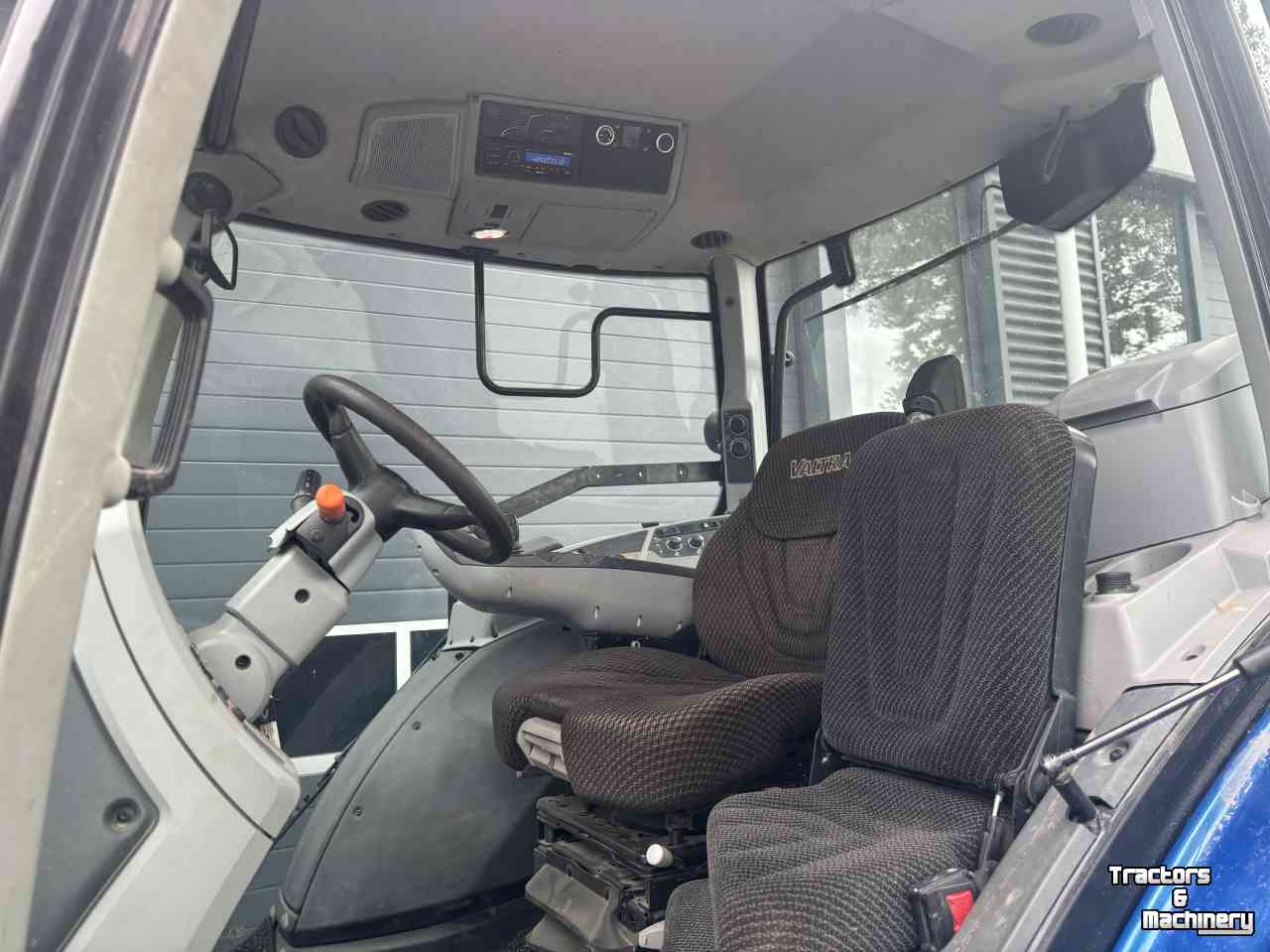 Tractor / Trekker Valtra N174 Versu