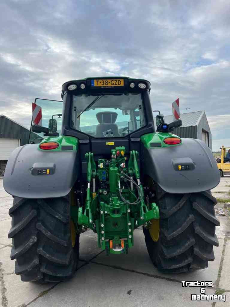 Tractor / Trekker John Deere 6M 185