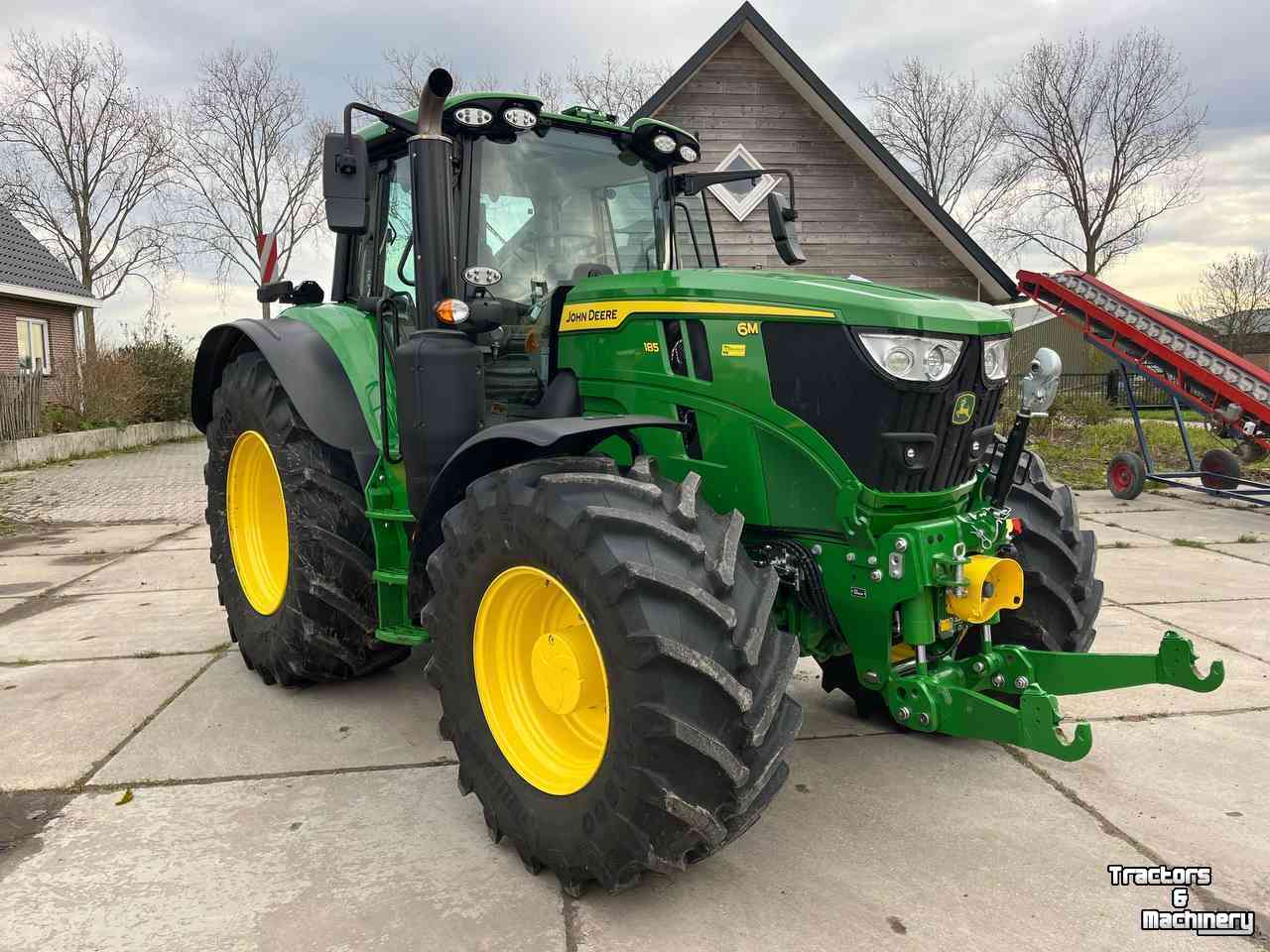 Tractor / Trekker John Deere 6M 185