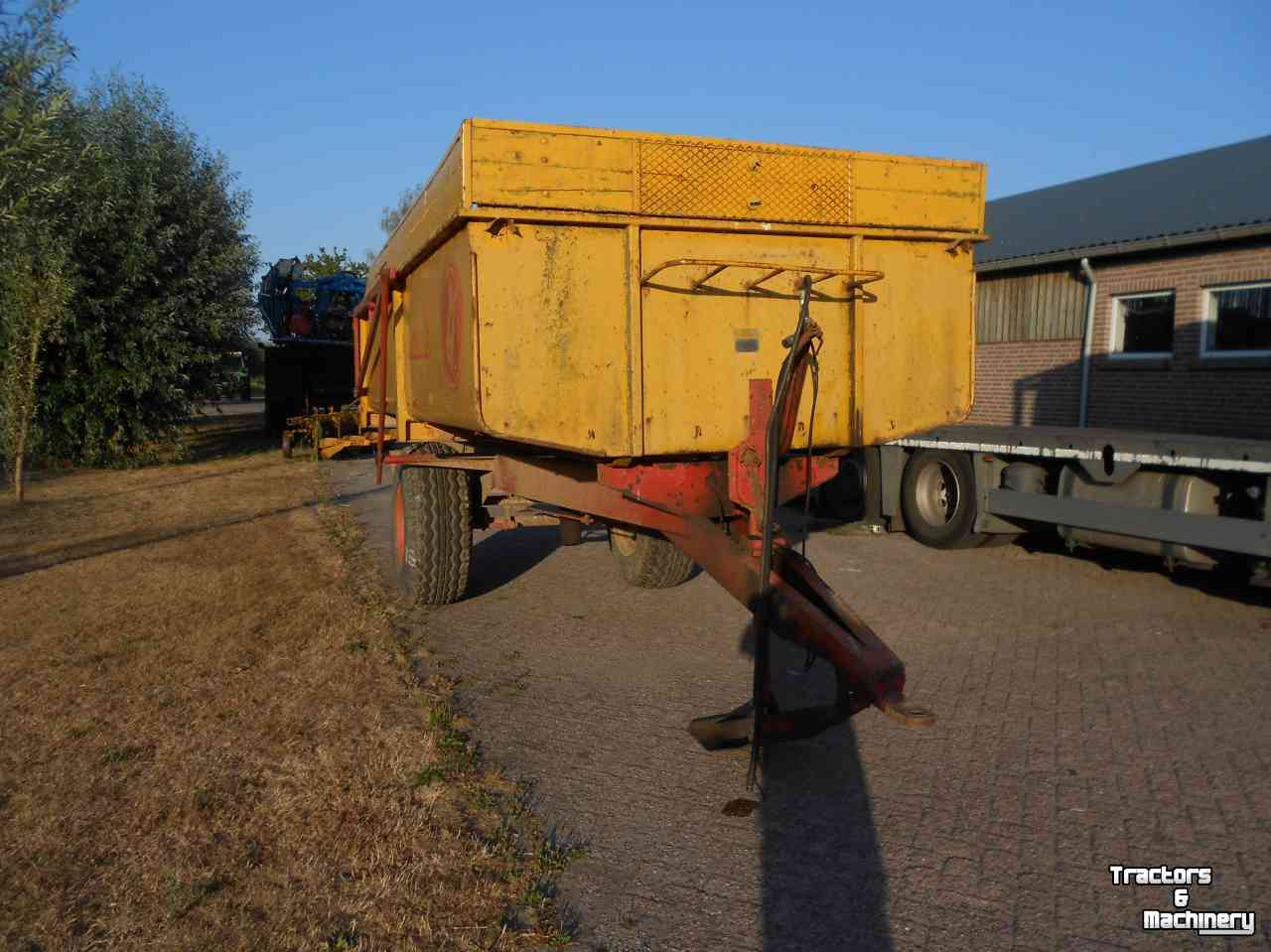 Kipper / Kiepwagen / Landbouwkipper Mullie e 7
