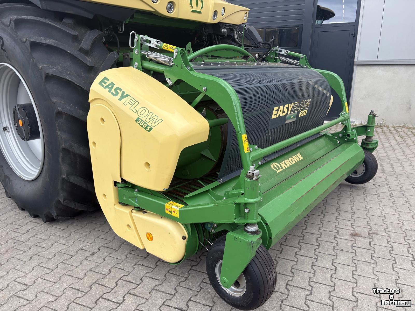 Veldhakselaar Krone Big X 780 + EC 900-3 + EF 300S