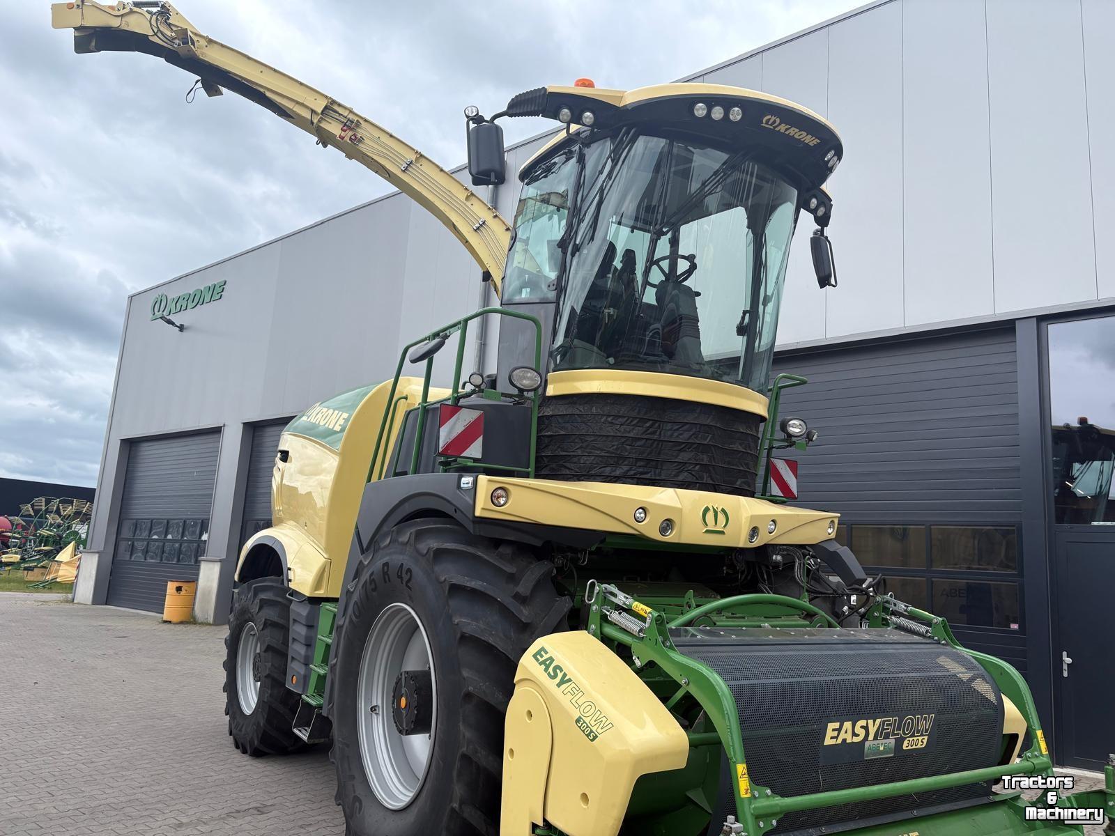 Veldhakselaar Krone Big X 780 + EC 900-3 + EF 300S