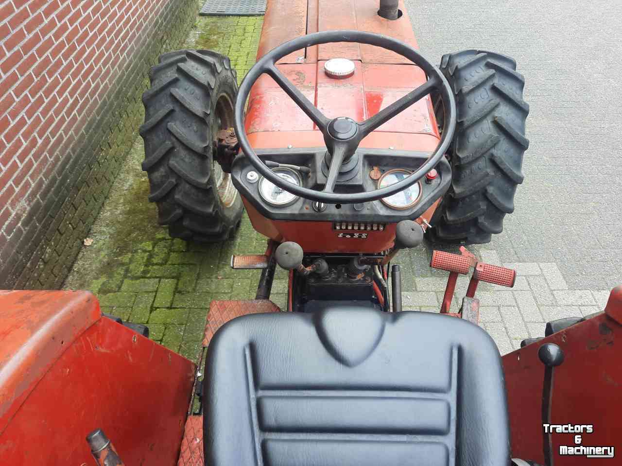 Tractor / Trekker Case-IH 733 4wd