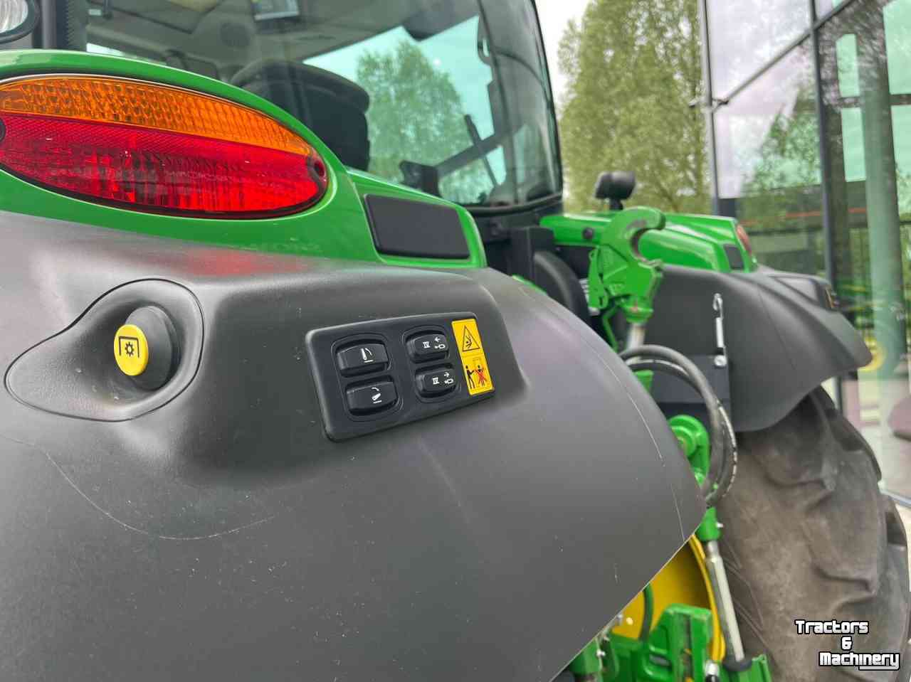 Tractor / Trekker John Deere 6R 150
