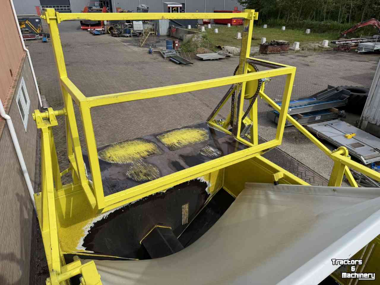 Opslagbunker  Spoelstra Techniek, bunker, kantelaar