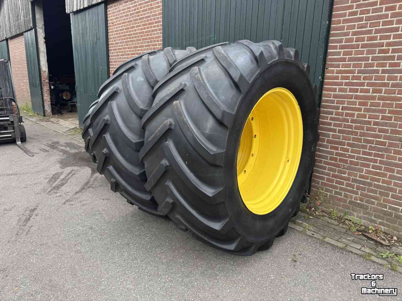 Wielen, Banden, Velgen & Afstandsringen Michelin 900/50R42 710/55R30