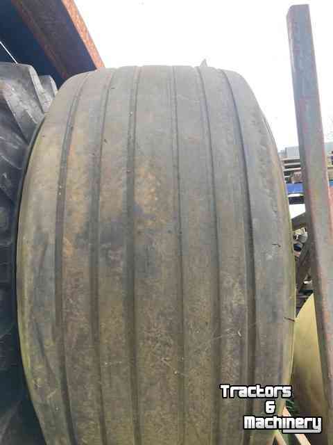 Wielen, Banden, Velgen & Afstandsringen  550/60-22.5