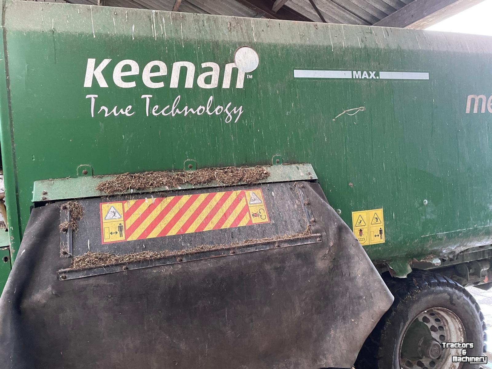 Voermengwagen Vertikaal Keenan Keenan MF 340 voermengwagen