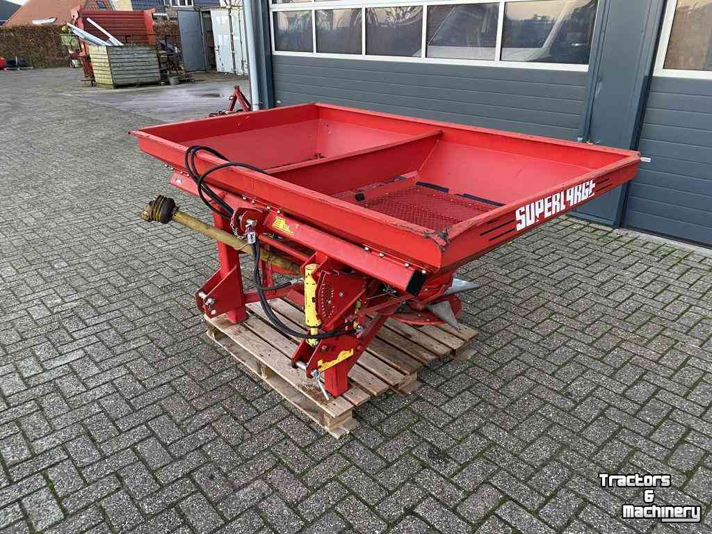 Kunstmeststrooier Lely KUNSTMESTSTROOIER MET CENTERMATIC
