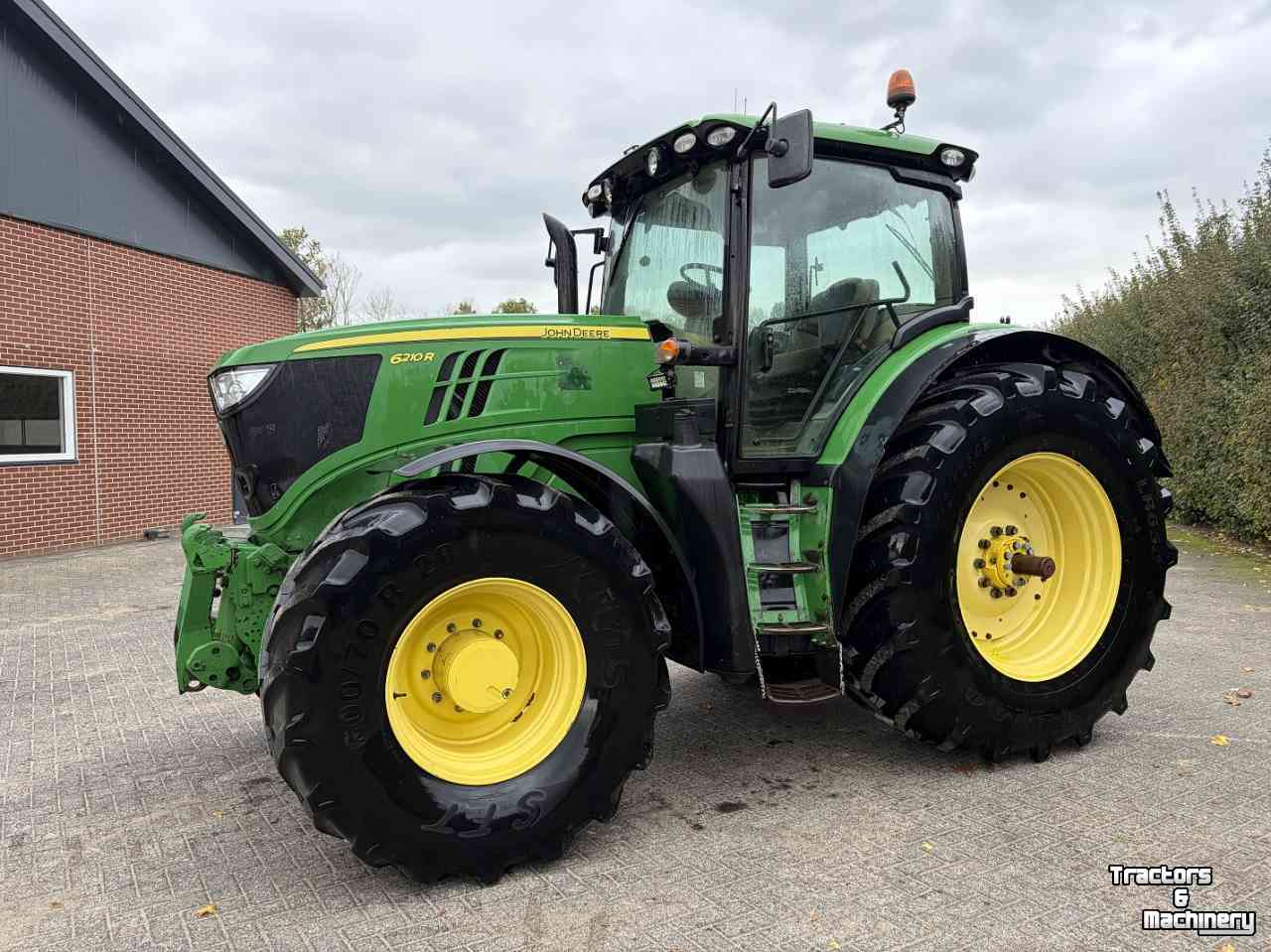 Tractor / Trekker John Deere 6210R 6.210R