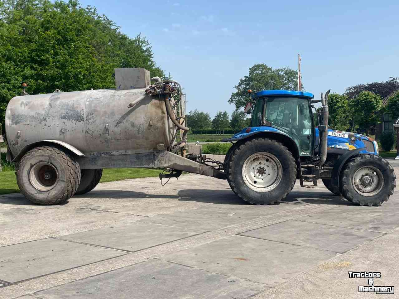 Tractor / Trekker New Holland newholland t6030 met tank