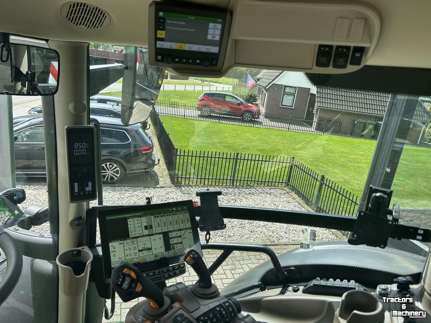 Tractor / Trekker John Deere 6R 215