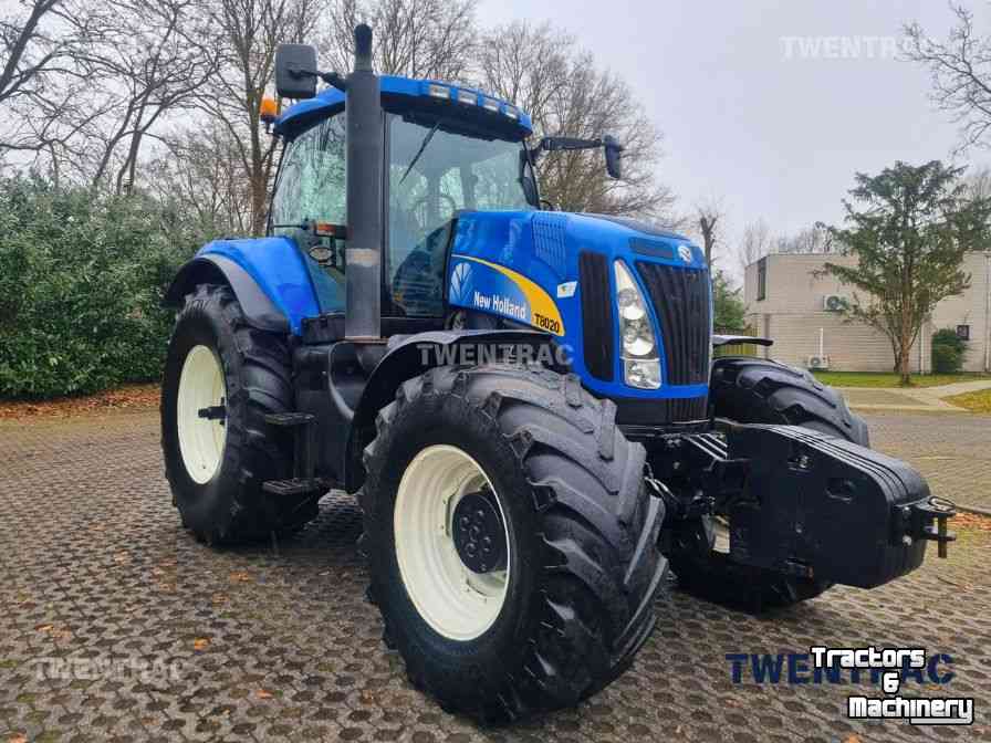 Tractor / Trekker New Holland T 8020