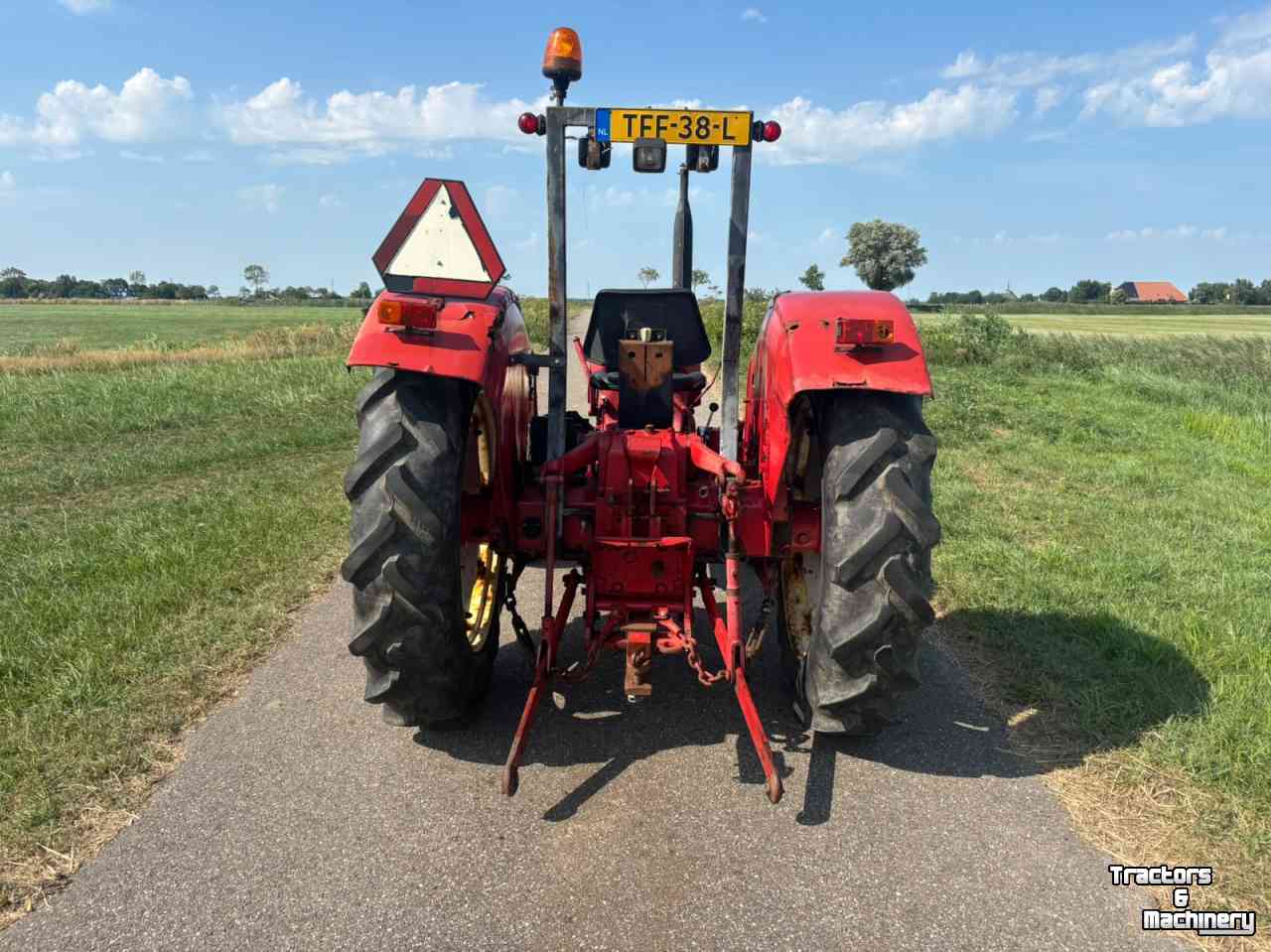 Tractor / Trekker International 624