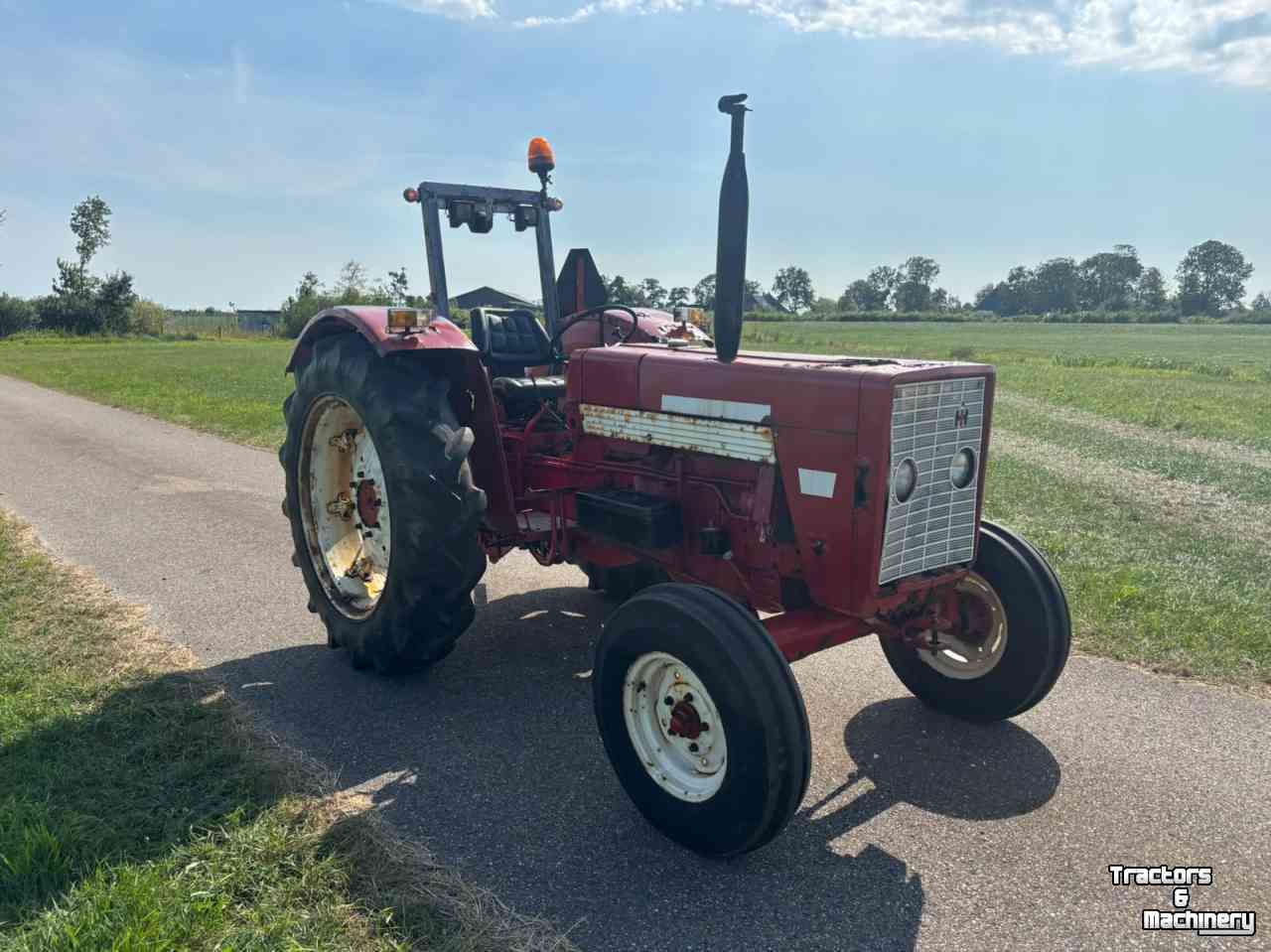 Tractor / Trekker International 624