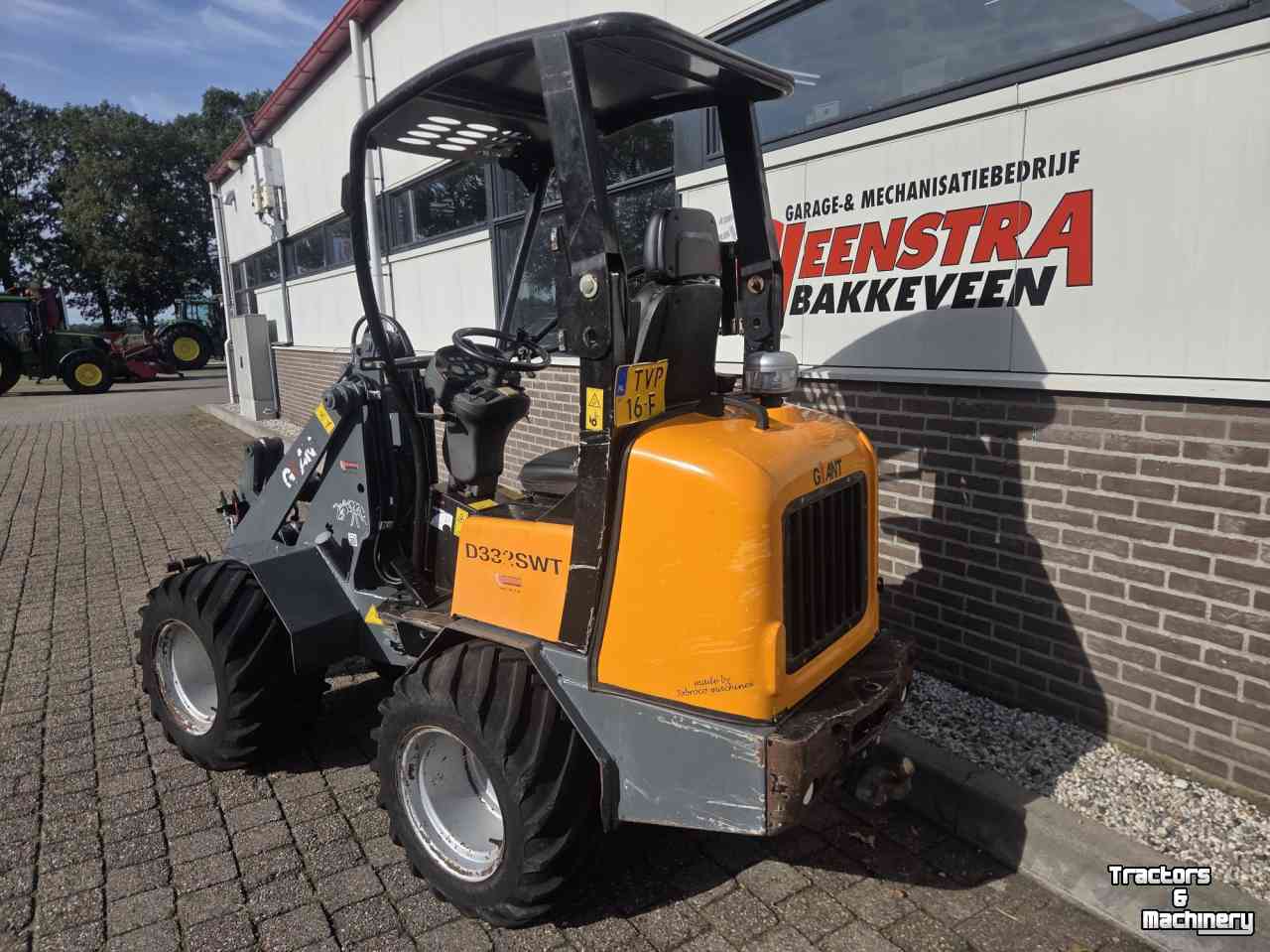 Shovel / Wiellader / Kniklader Giant D332SWT bigwheel