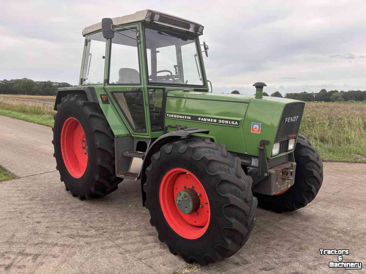 Tractor / Trekker Fendt 309 LSA met voorlader