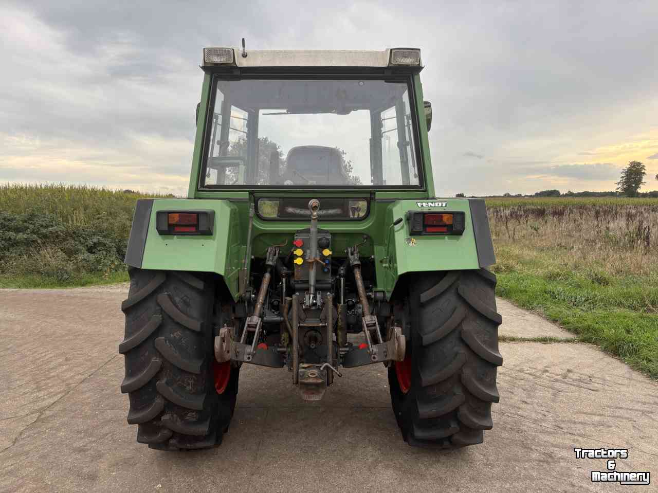 Tractor / Trekker Fendt 309 LSA met voorlader