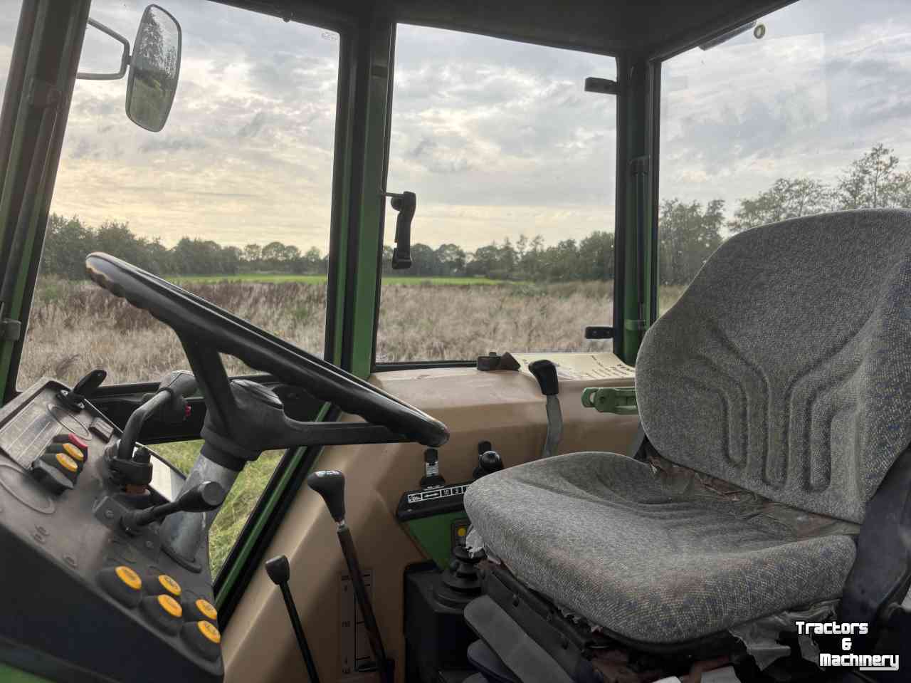 Tractor / Trekker Fendt 309 LSA met voorlader
