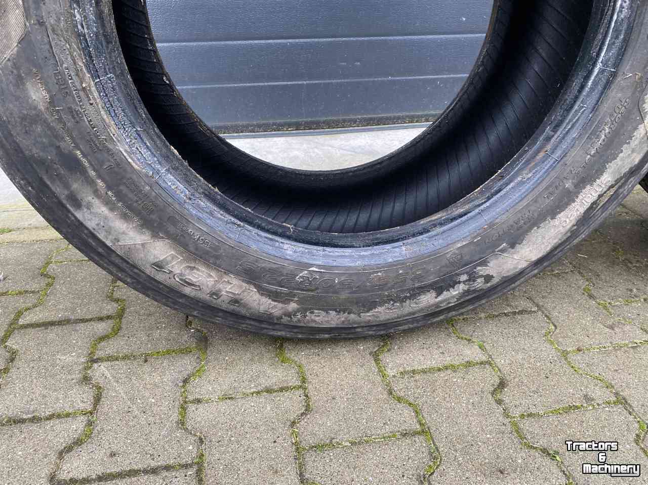 Wielen, Banden, Velgen & Afstandsringen Hankook 355/50R22.5