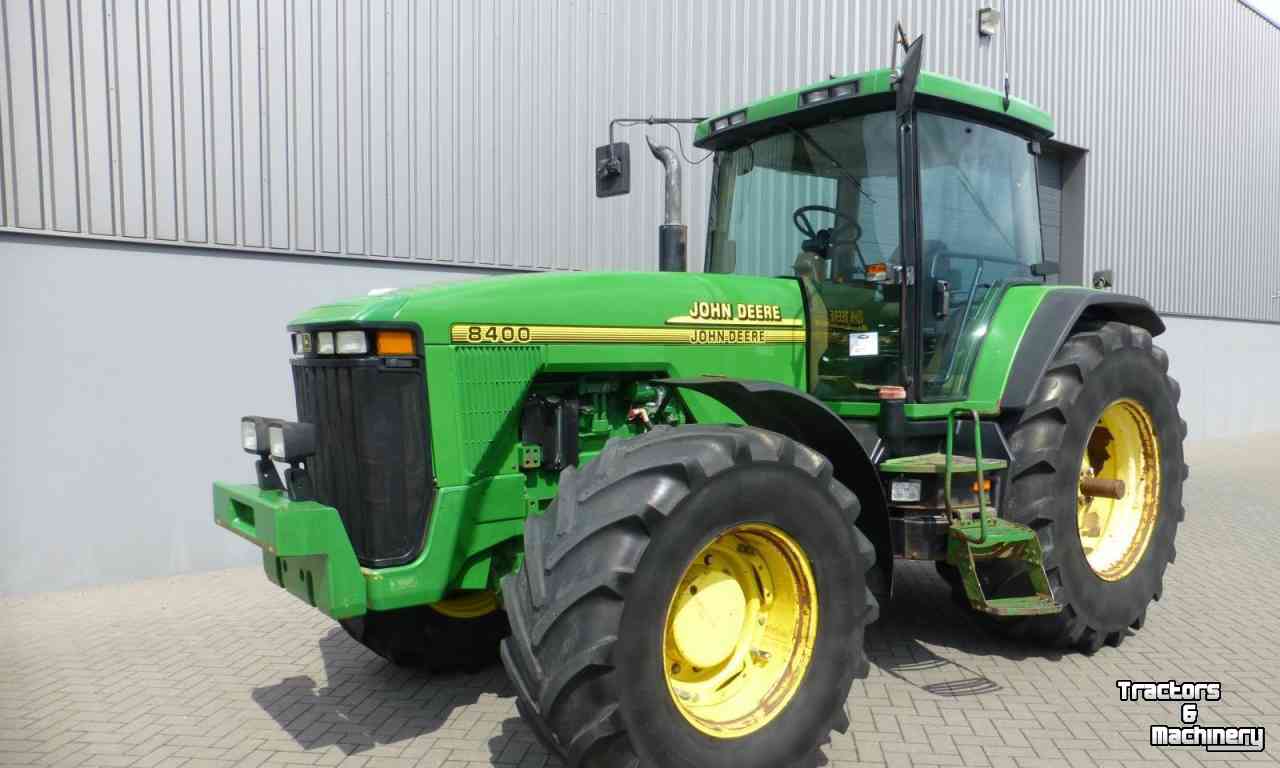 Traktoren John Deere 8400
