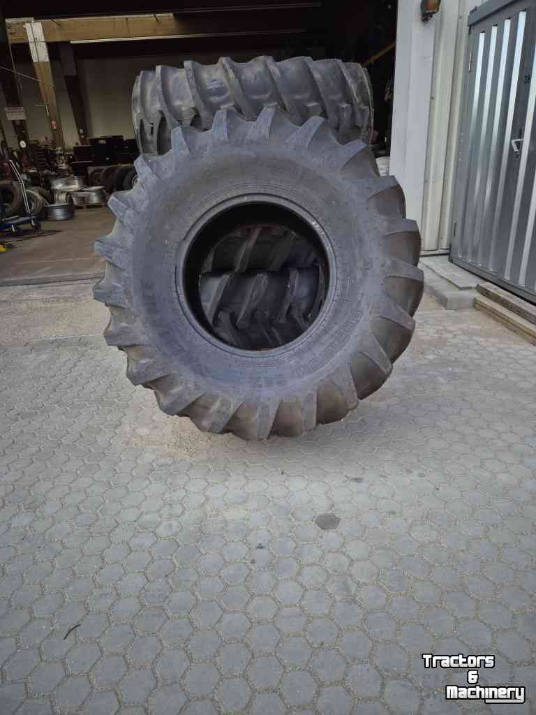 Wielen, Banden, Velgen & Afstandsringen Alliance 23.1 - 26 Alliance 347  14ply TT