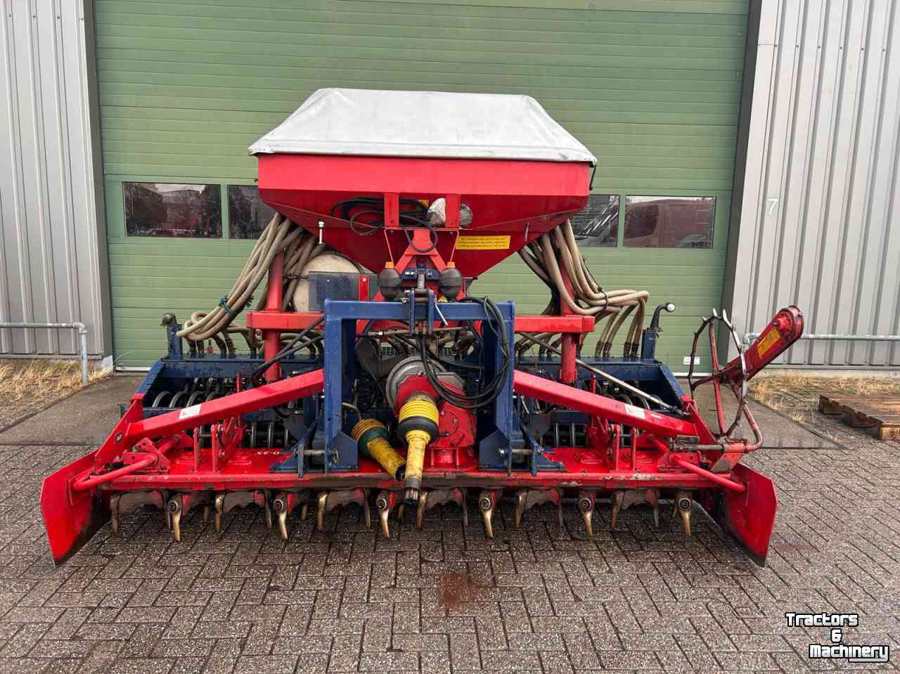 Zaaicombinatie Tulip Swincosem graszaaimachine