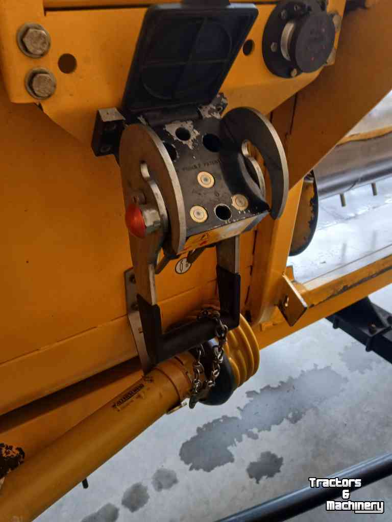 Maaidorser / Combine New Holland tc5070