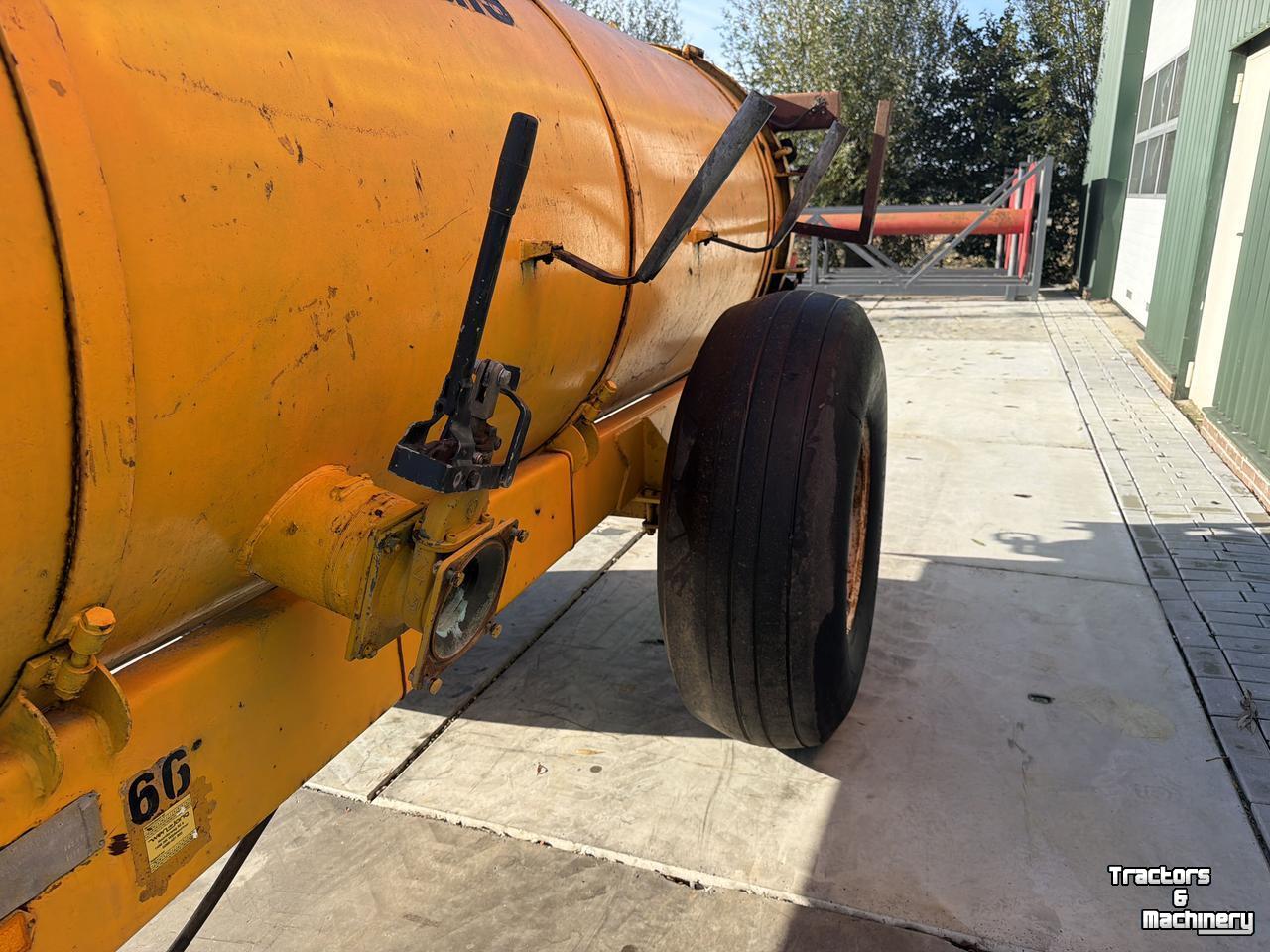 Mesttank Veenhuis Waterwagen