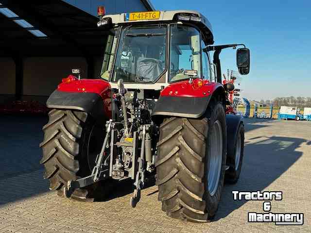 Traktoren Massey Ferguson 5S.135 Dyna-4 "Efficient"