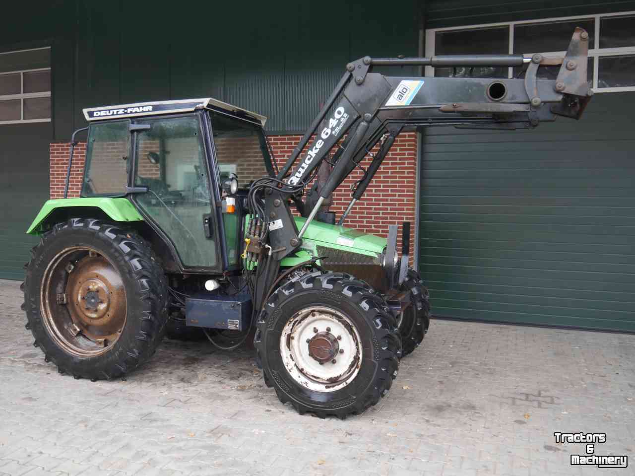 Tractor / Trekker Deutz-Fahr AgroXtra 4.17