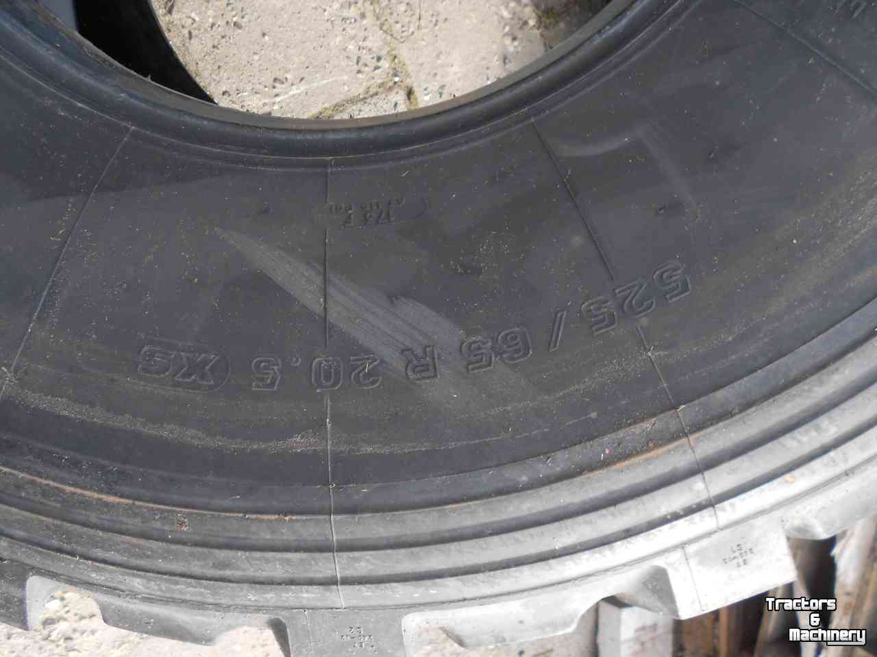 Wielen, Banden, Velgen & Afstandsringen Michelin 525/65r20.5