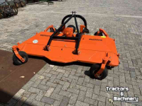 Weidebloter Perfect LB-245 front