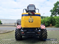 Veldhakselaar New Holland FR 700 hakselaar